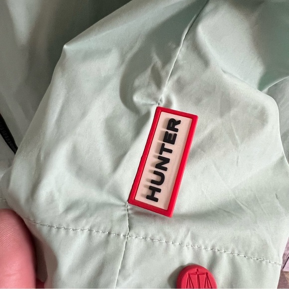 Hunter Women’s Packable Full Zip Raincoat Size Large Mint Green - Picture 3 of 6